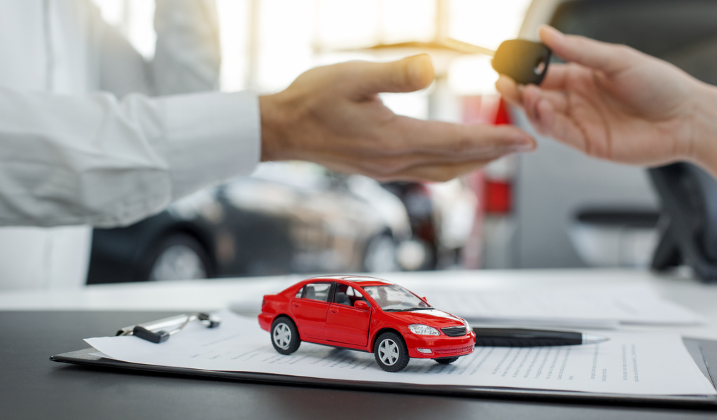 Why Consider Car Refinance Loans 